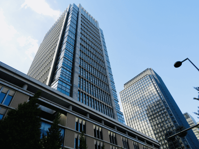 「会社は道具に過ぎない」米国型、「お家が大事」の日本型